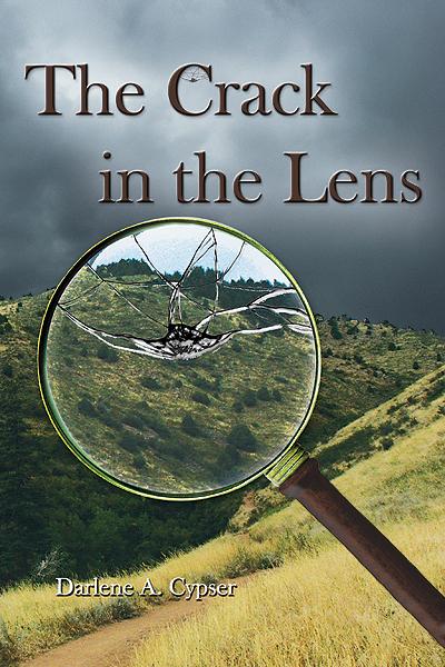 Book cover of The Crack in the Lens by Darlene Cypser