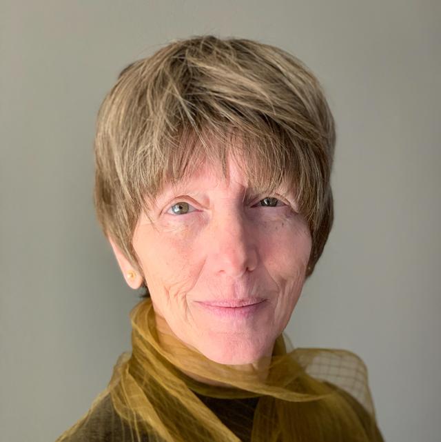 Lora Berg avatar