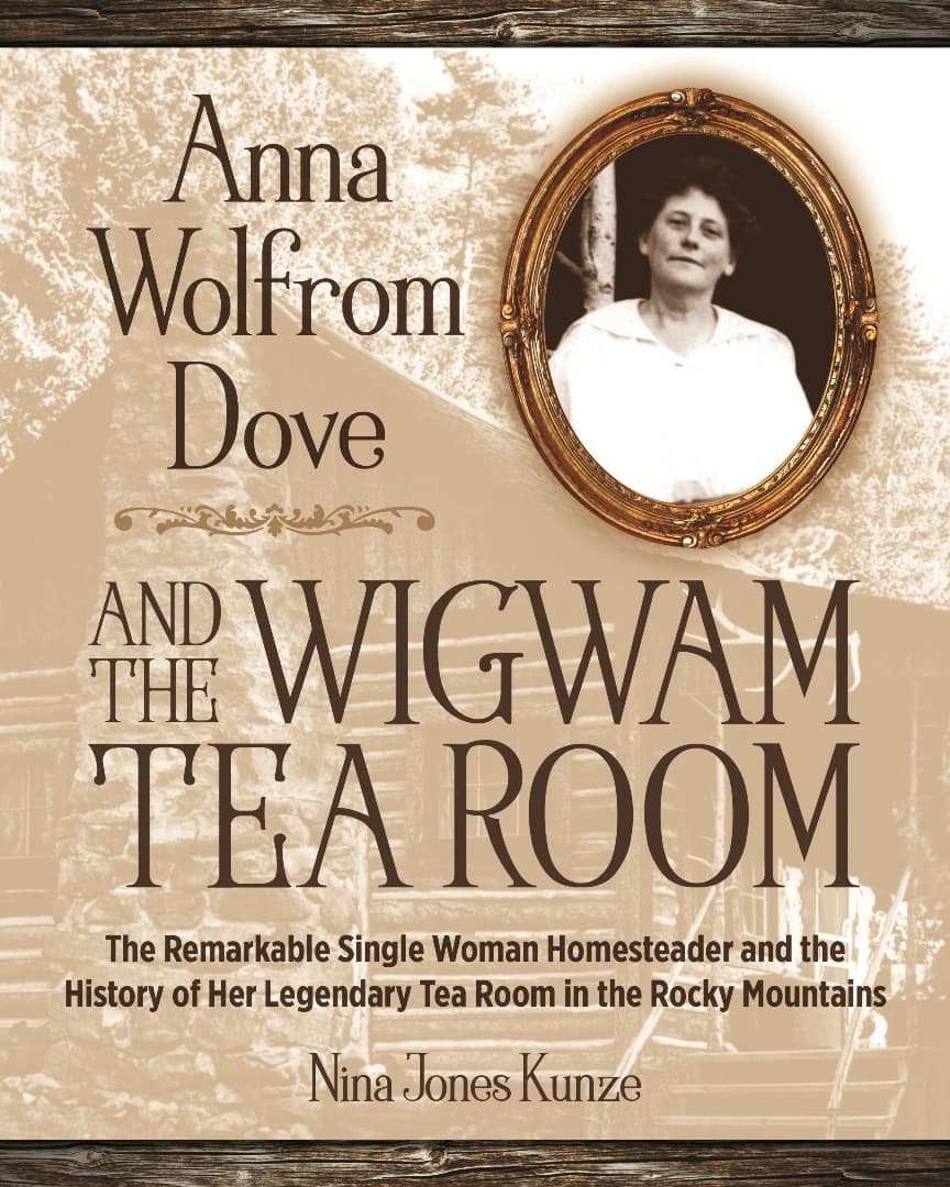 Book cover of Anna Wolfrom Dove and the Wigwam Tea Room by Nina Kunze