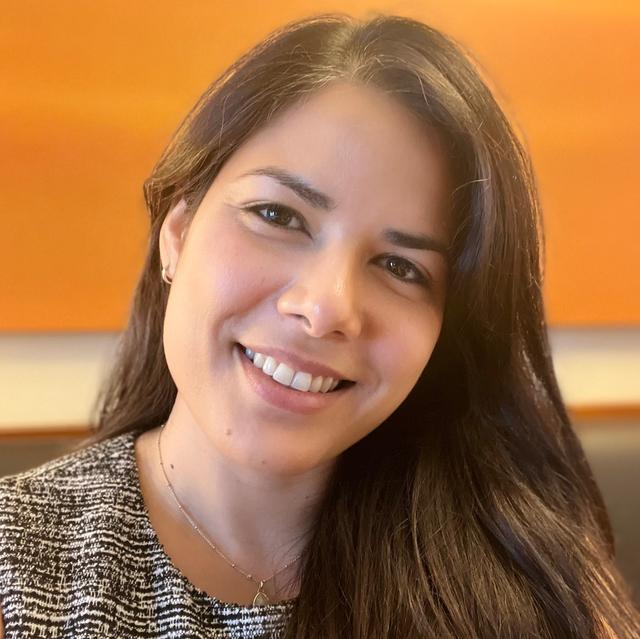 Monica Pernia Marin avatar