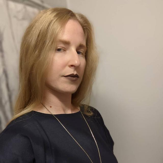 hannah harris-sutro avatar