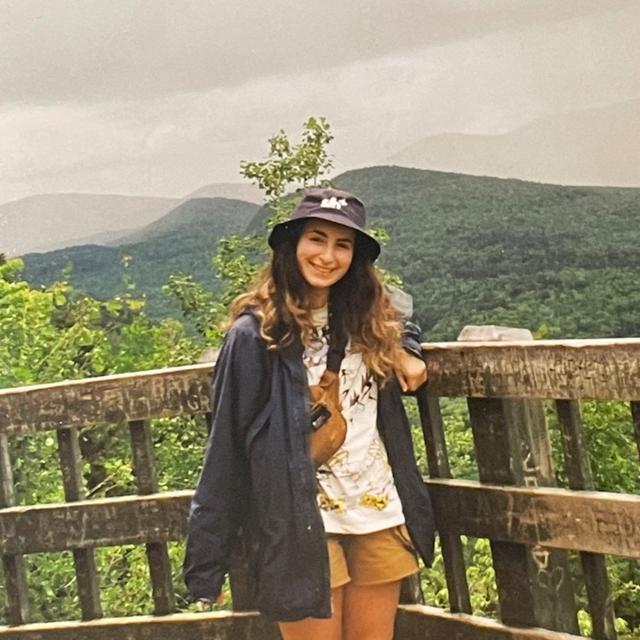 sarah sadafi avatar