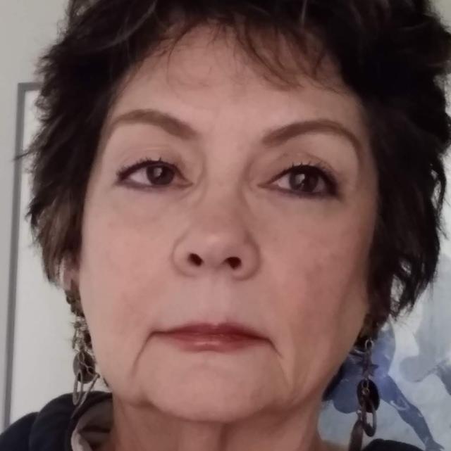 Luna Selas avatar
