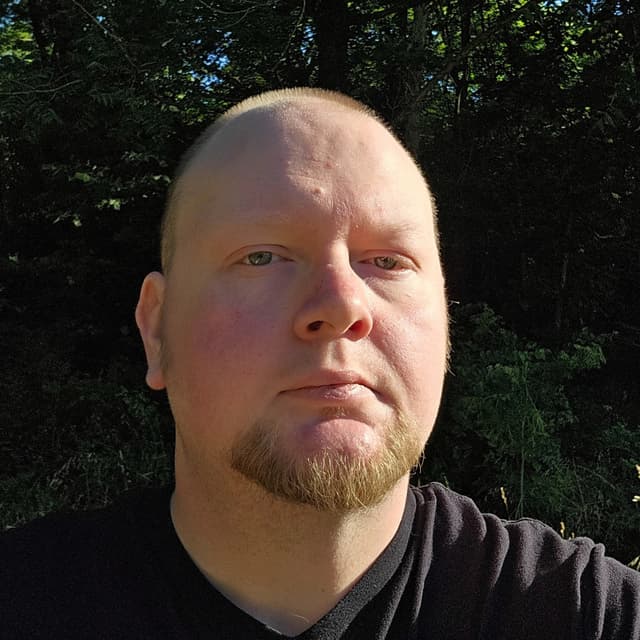Damn Jones avatar