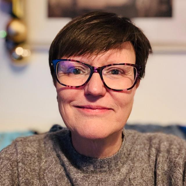 Alison M Thompson avatar