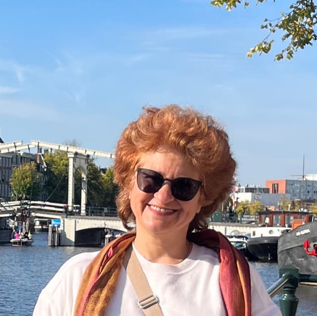 Rostislava Pankova-Karadjova avatar