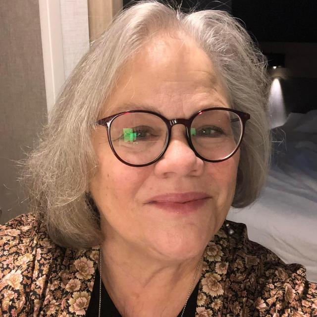 Elizabeth Hudson avatar