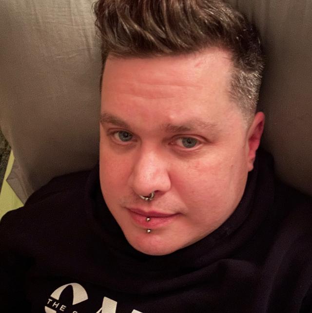 hint.of.new.tears avatar
