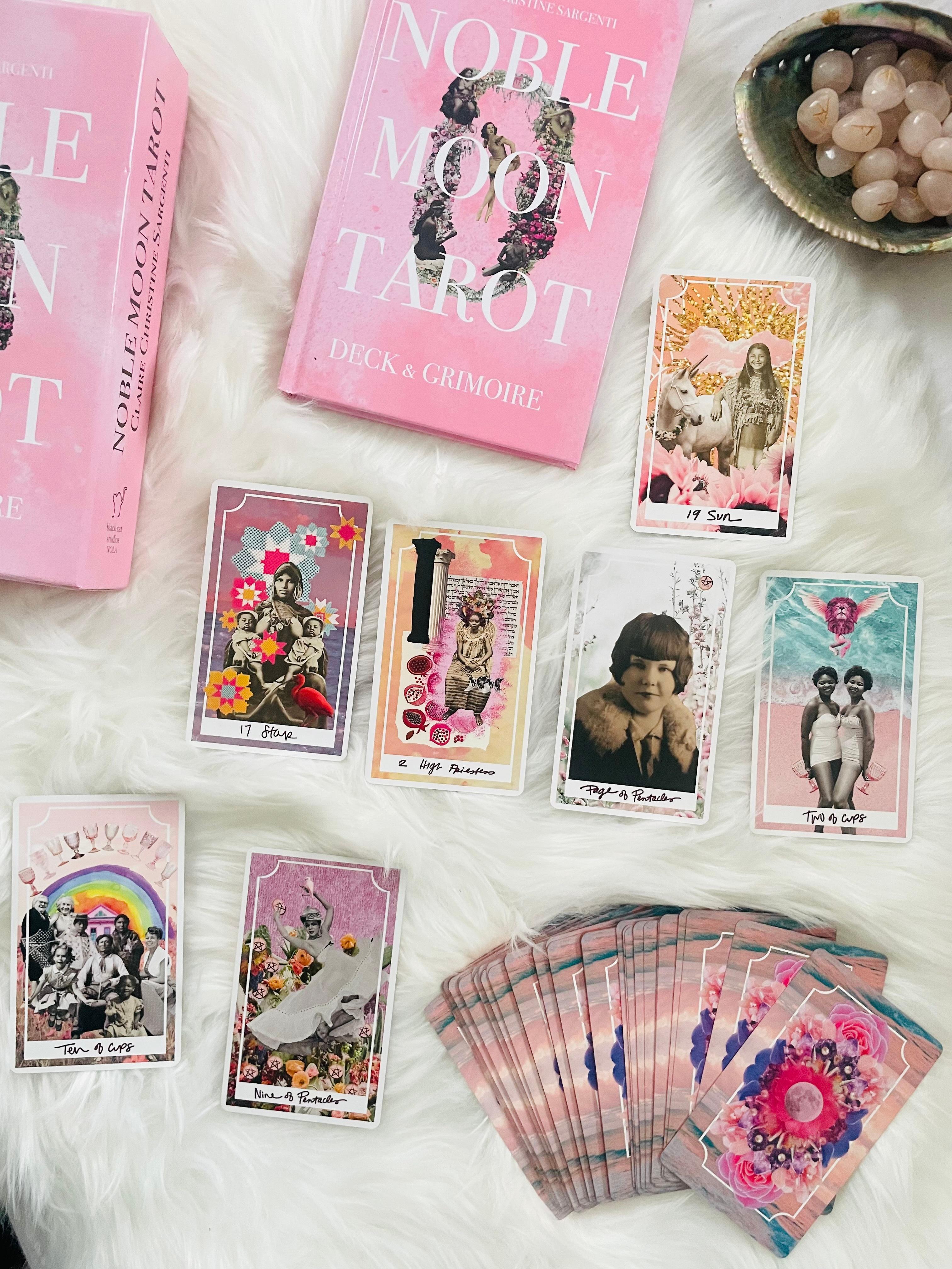 Book cover of Noble Moon Tarot Deck & Grimoire by Claire Christine Sargenti