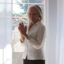 Clare Simons avatar