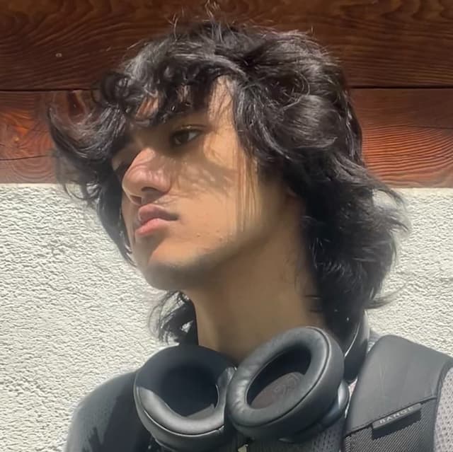 Aryan Mahajan avatar