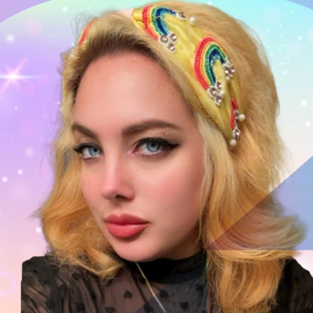 Dana Eileen the Queen avatar