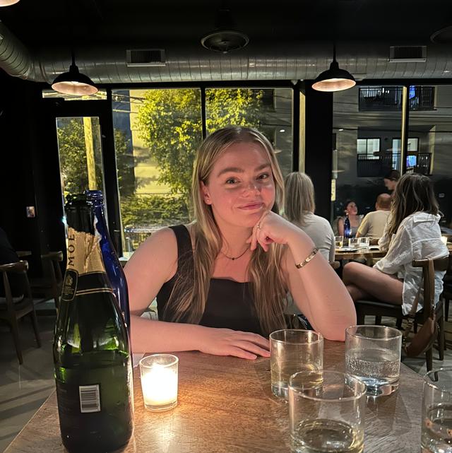 Suze Kay avatar