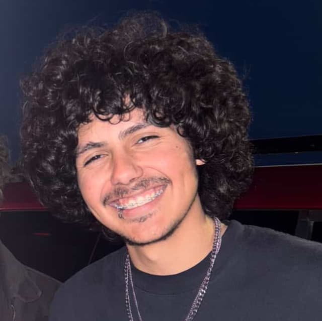Joshua De la Cruz avatar