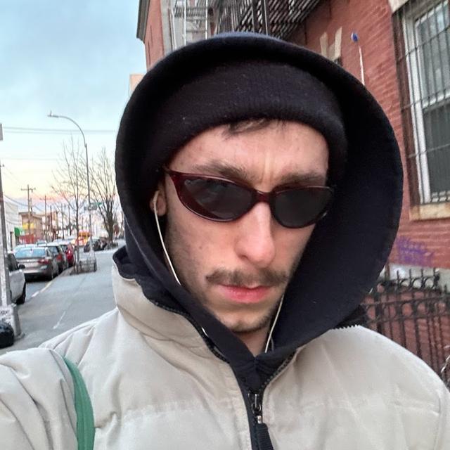Miller Ganovsky avatar