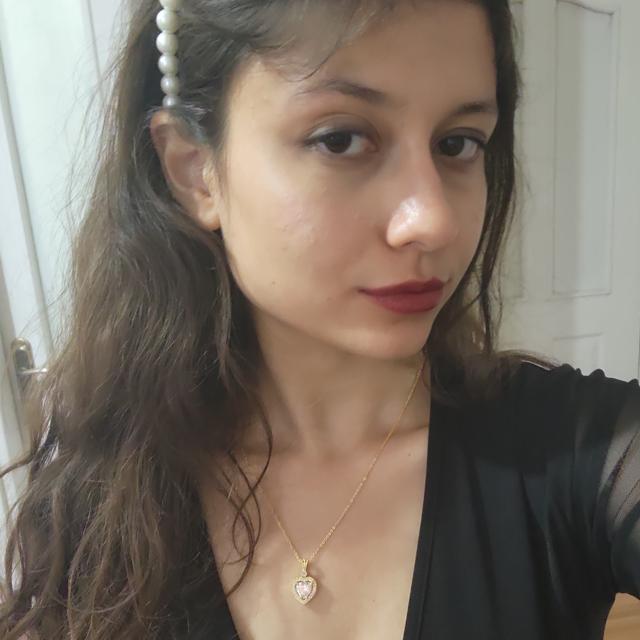 Berrin Yakar avatar