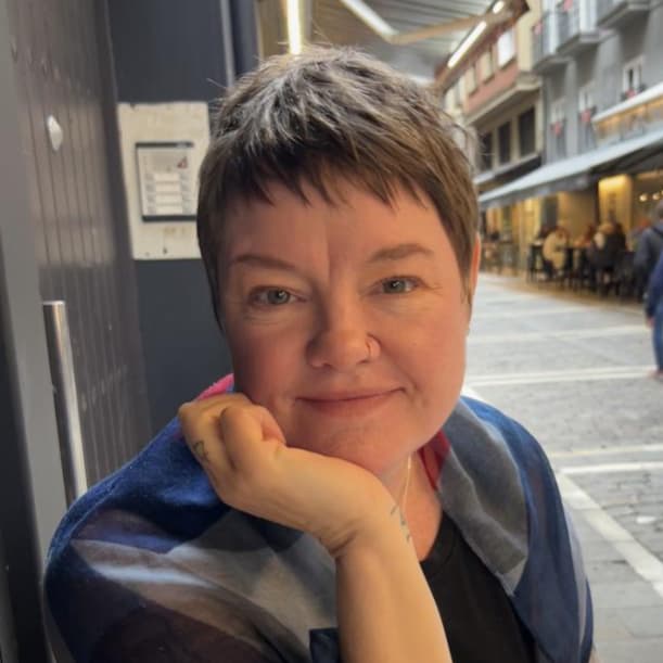 Sarah Tavis avatar