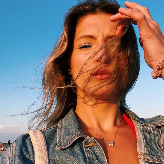 Kira Stevens avatar