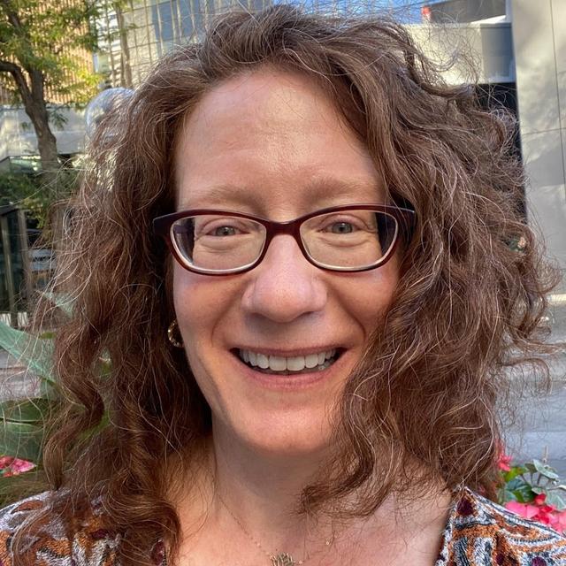Elizabeth Kleinfeld avatar