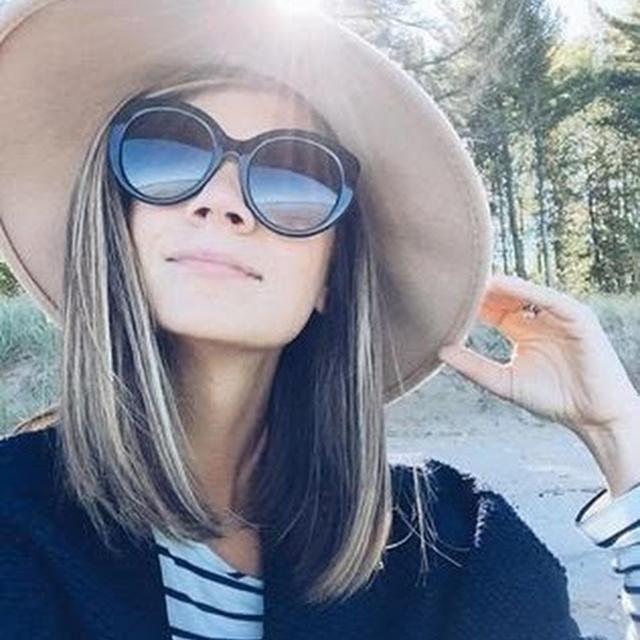Dana Frost avatar
