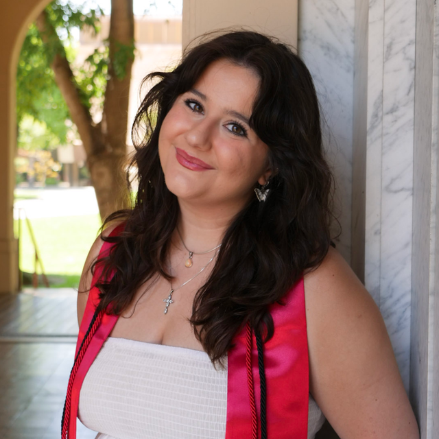 Nadine Koochou avatar