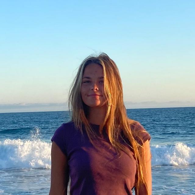 Eliza Wynn avatar