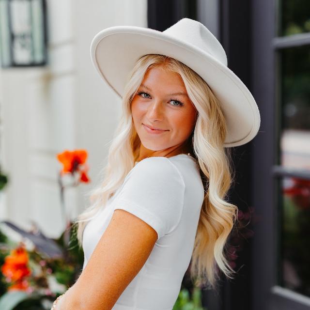 chelsie thom avatar