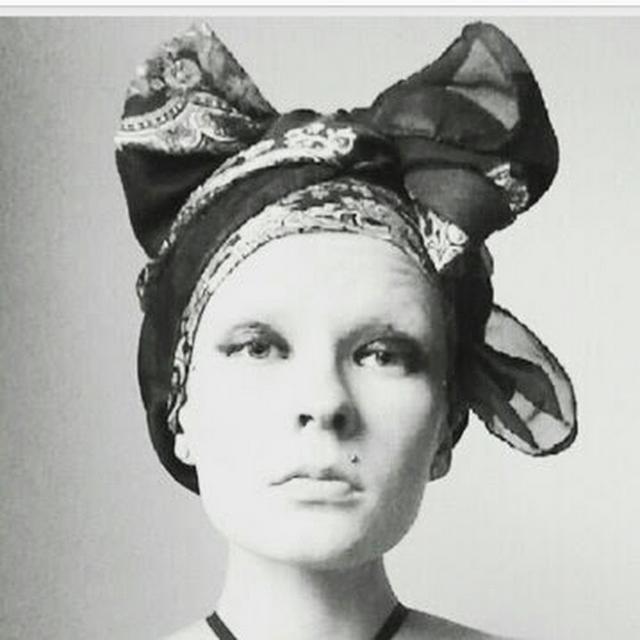 Eeva Maria al-Khazaali avatar
