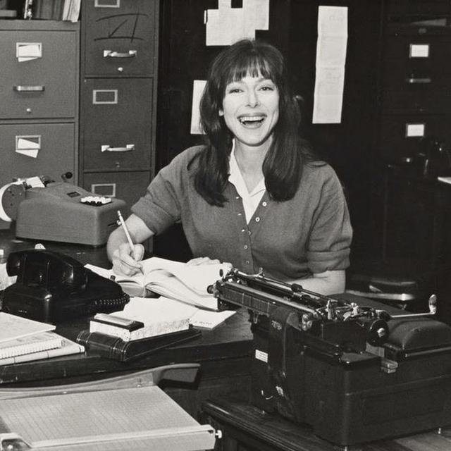 Elaine Graham avatar