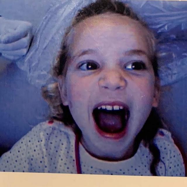 Ellie Goldzweig avatar