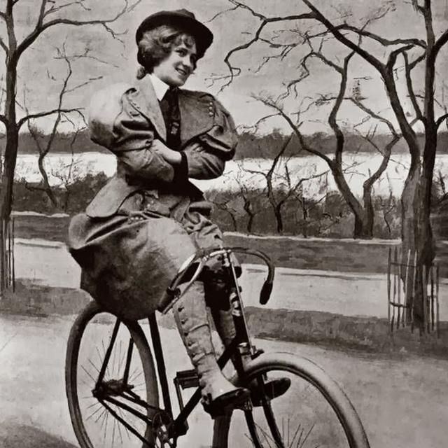 Ruth Harris avatar