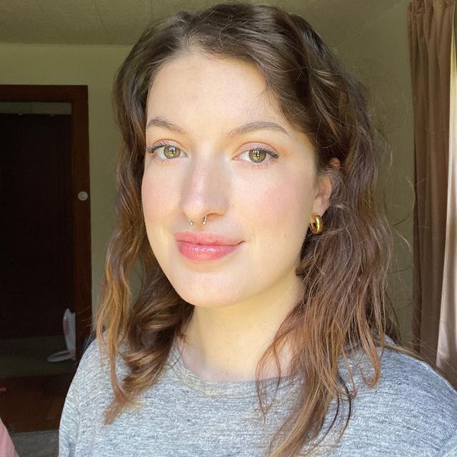 Clara Strong avatar