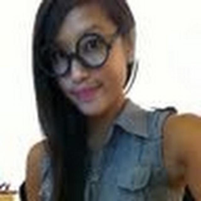 Rowena Yow avatar