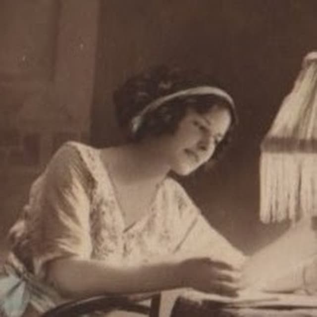 Tuesday Thomson avatar