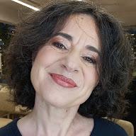Angela Segr avatar