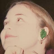 Suzanna Lundale avatar
