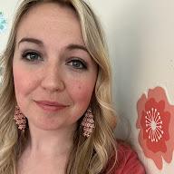 Elizabeth Bates avatar