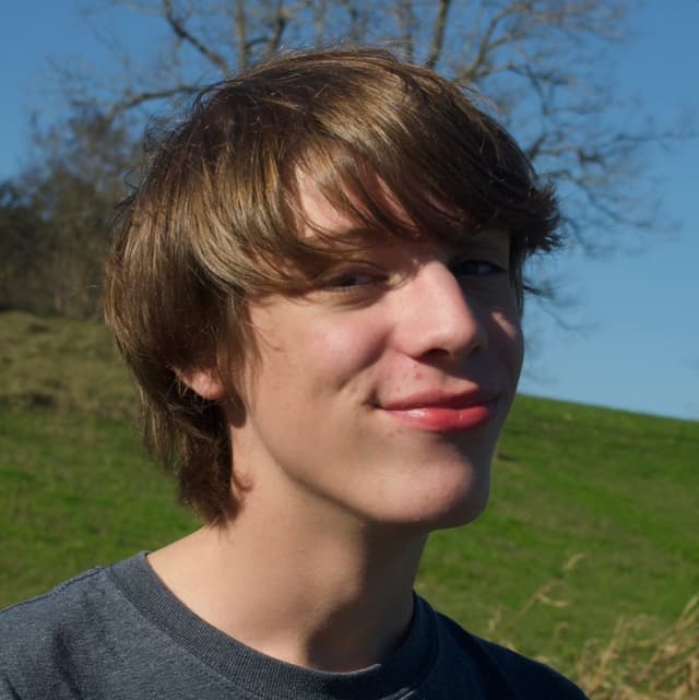 Elliot Breidenbach avatar