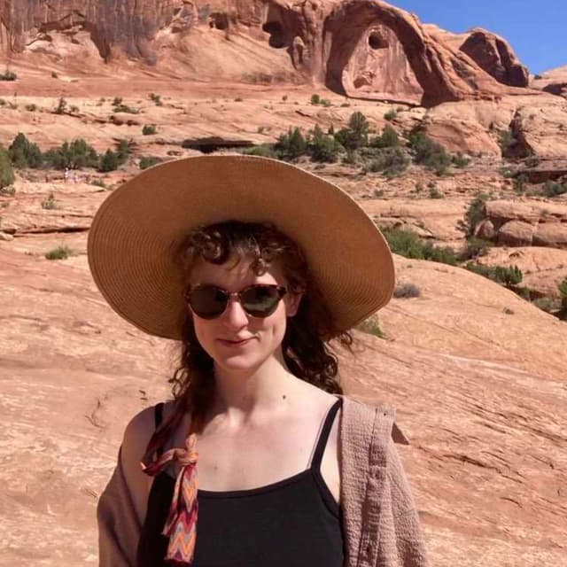 Eliza Fixler avatar